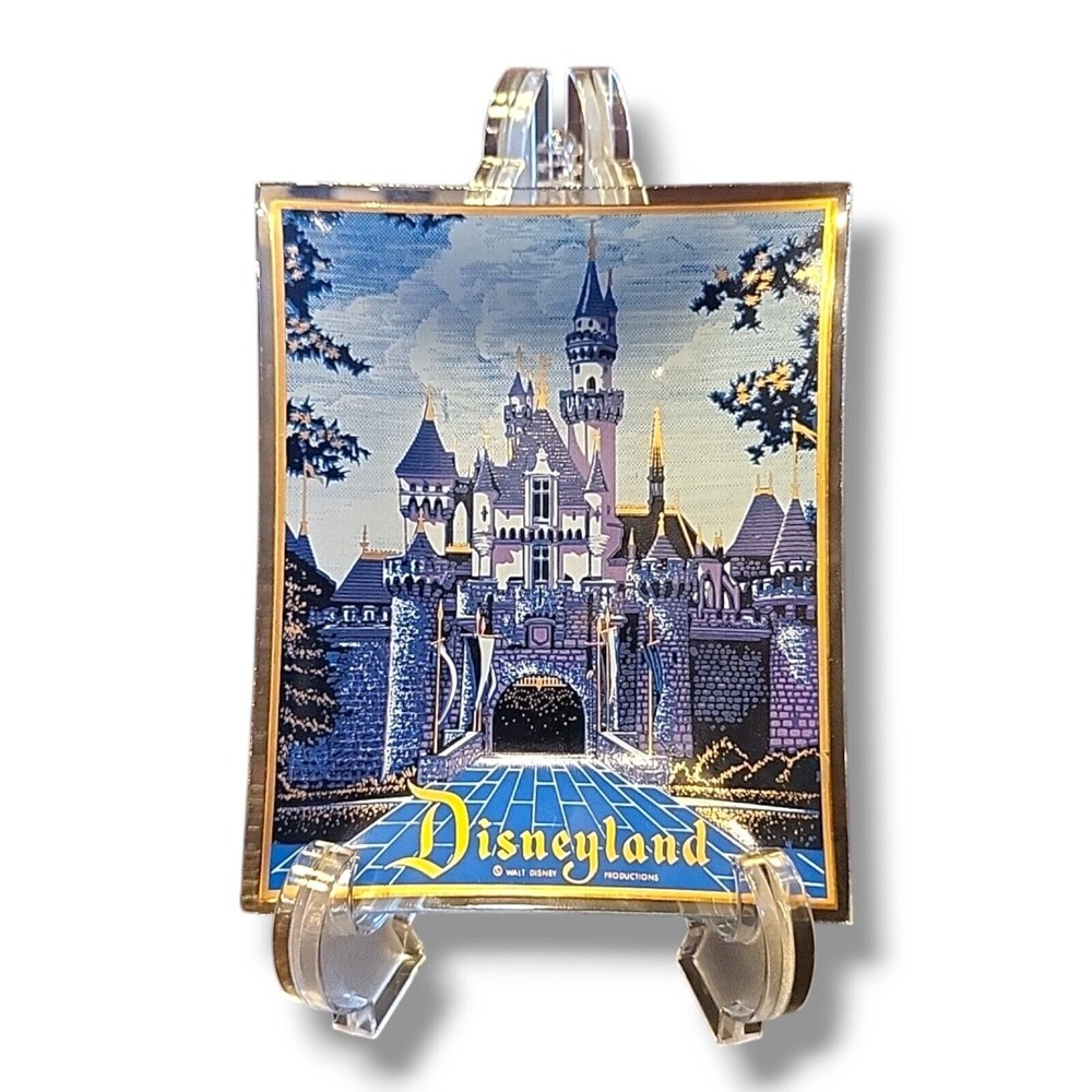 Set Of 2 Vintage 1970's Disneyland Glass Souvenir Trinket Trays‎